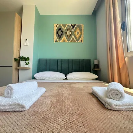Apartment Trea *